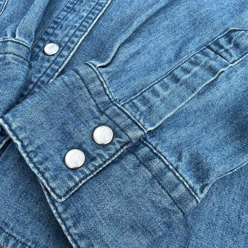 Browning Denim Shirt Authentic Pearl Snaps Embroidery Topstitching Women's M - Picture 7 of 9